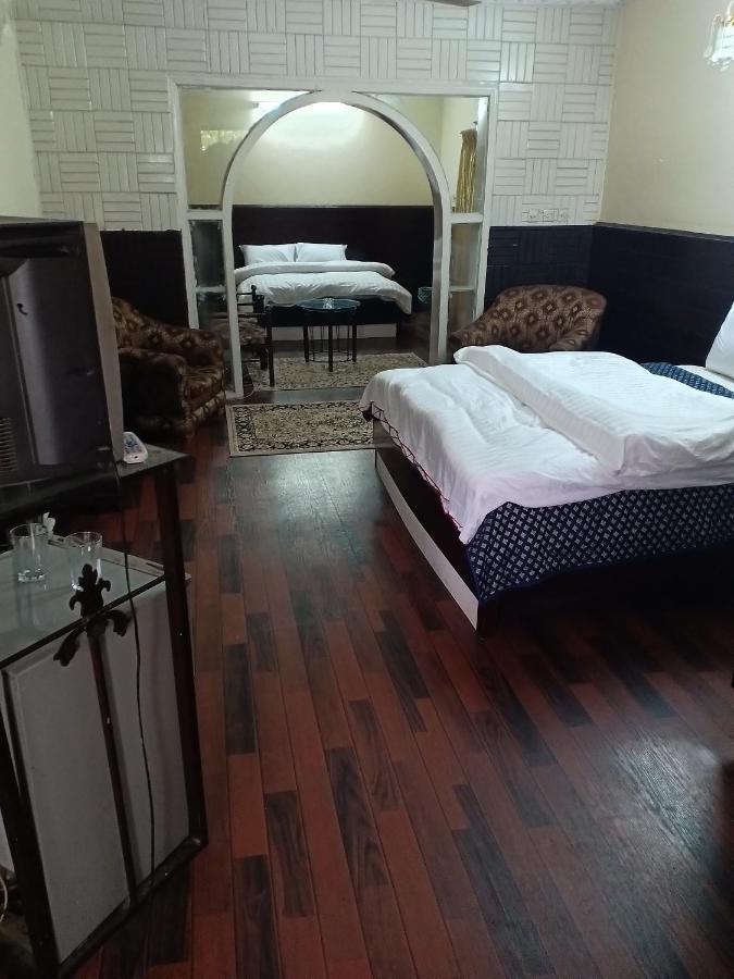New Islamabad Guest House ภายนอก รูปภาพ